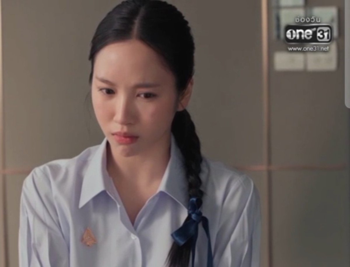แกกกก ยัยเพชรไม่ได้โง่นะ และไม่ได้หลงโค้ชพิมแบบหัวปักหัวปำขนาดนั้น ชีฉลาด ชีโยงได้ถูก รู้ด้วยว่าจินหลอกใช้เอเจ เก่งมากลูกกกกกก ดูทรงยัยเพชรเหมือนจะเป็นโคนันด้วยนะ แอบสืบๆ #วิมานอากาศEP14 #SkyCastleThailand