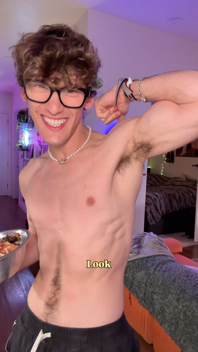 Biceptember btw 😝