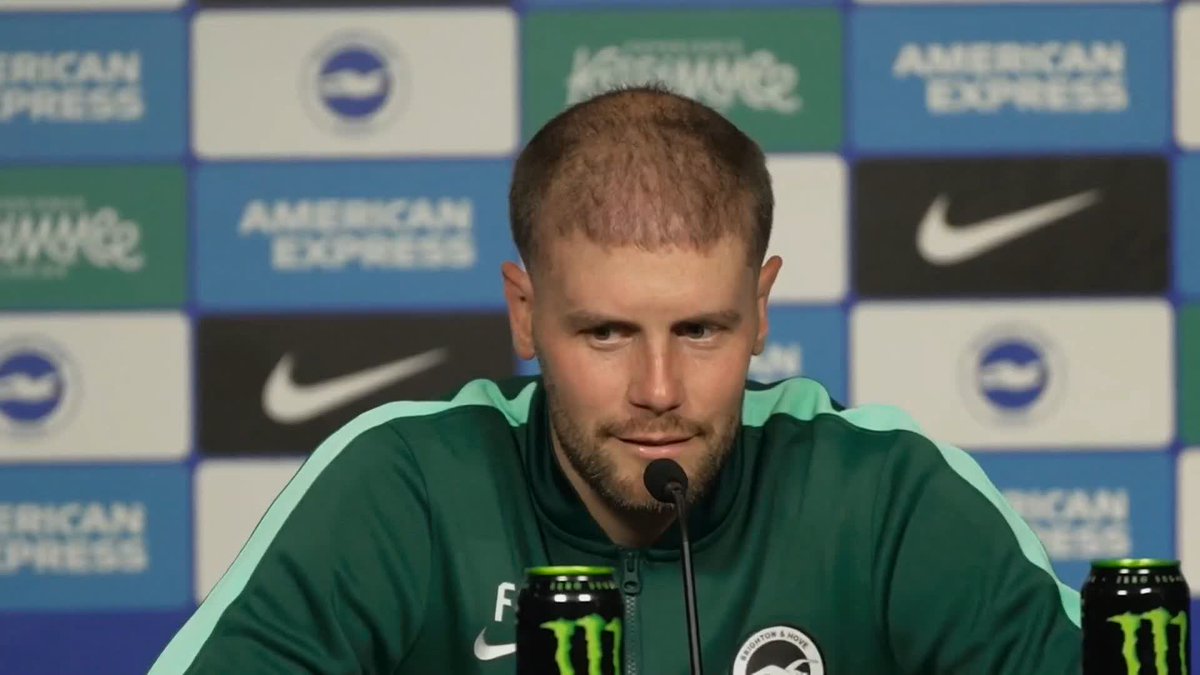 🗣️ "VAR makes football more fair, but the weekend is not ideal." Brighton boss Fabian Hürzeler has backed the use of VAR in football but stressed the importance of stamping out errors following the Manchester derby.