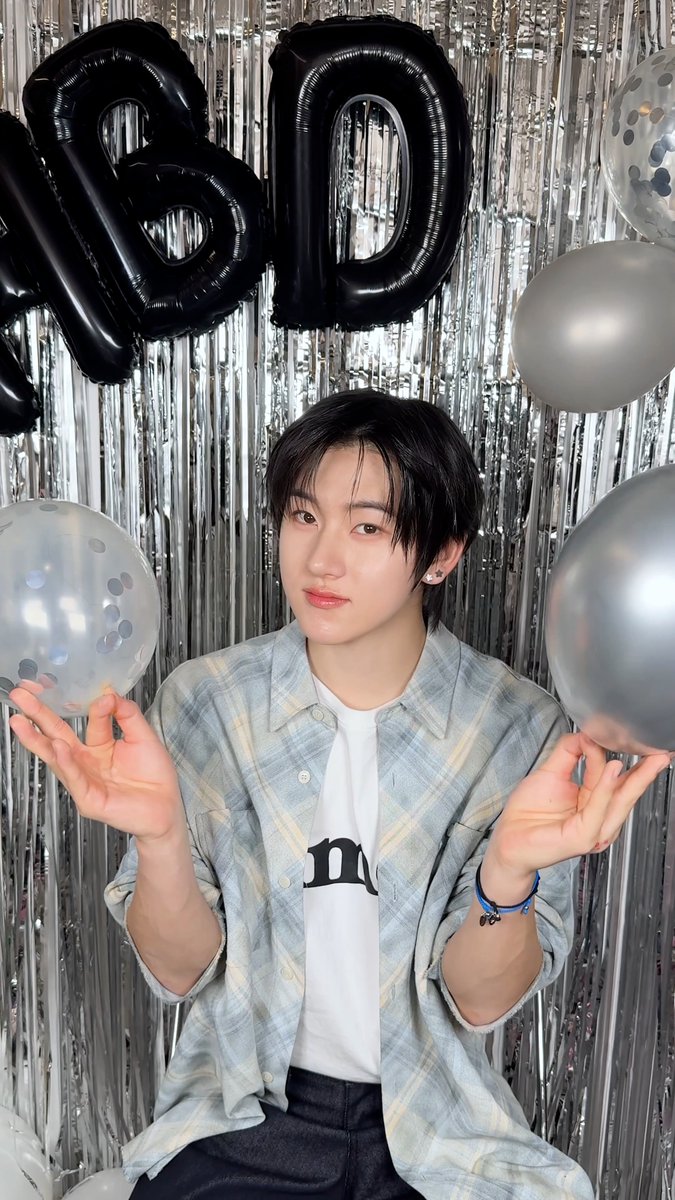 𝗞𝘆𝗲𝗵𝗼𝗼𝗻'𝘀 𝗕-𝗗𝗔𝗬 🥳 #계훈 #Kyehoon #KickFlip #킥플립 #HappyKyehoonDay #오늘은_내가_생축짱짱계후니