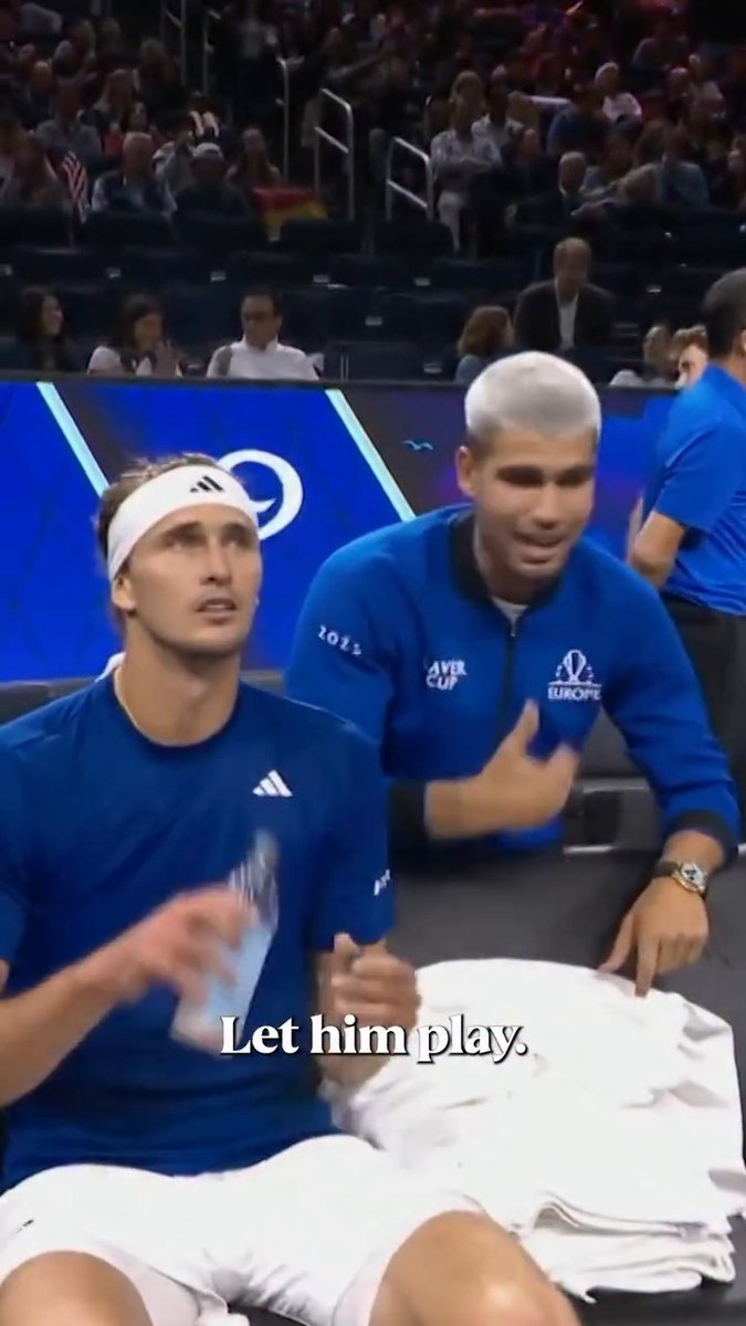Alexander Zverev was not listening to Carlos Alcaraz at all 😂