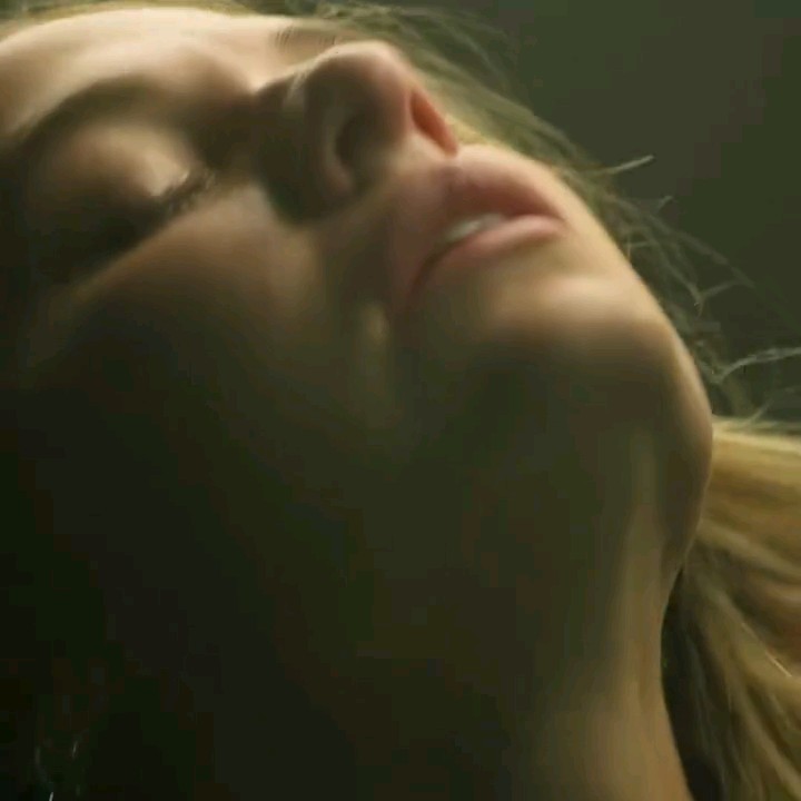 She made out with him thinking he was unalive. 🎬 Buried Love Story