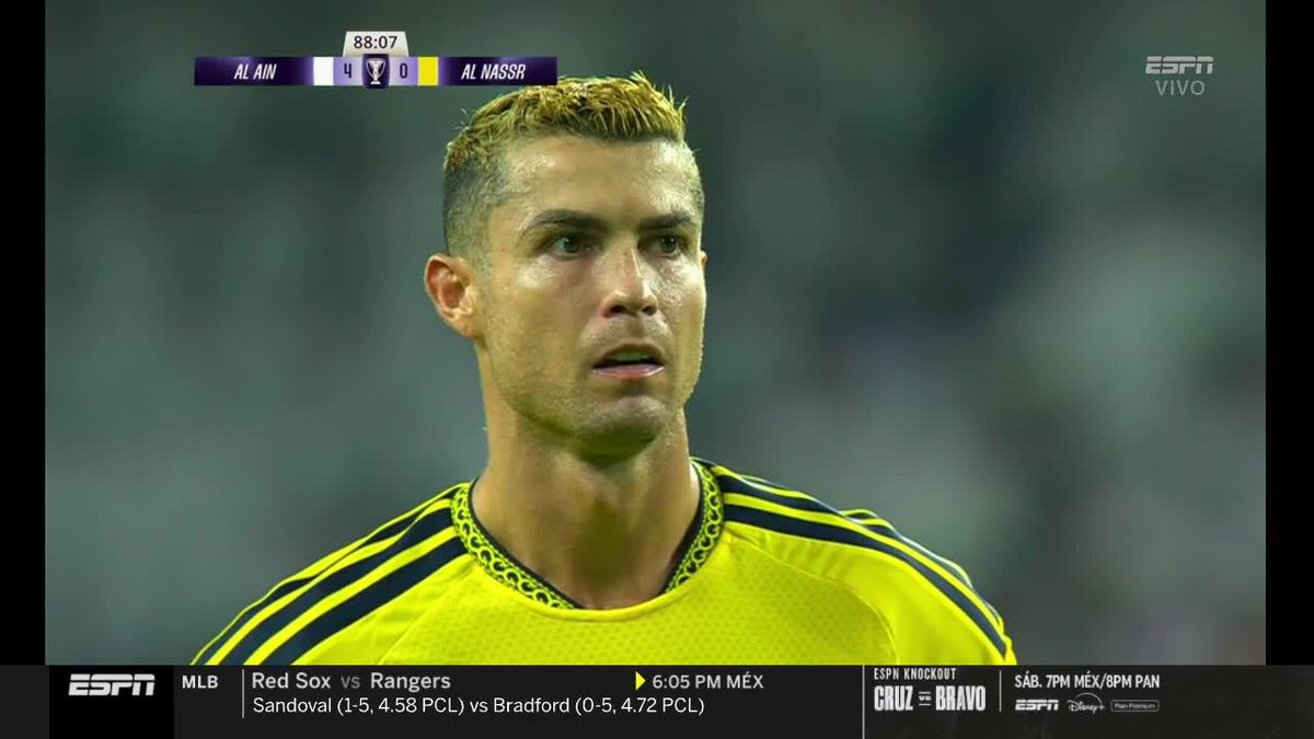 ¡IMPRESIONANTE ATAJADA DEL ARQUERO KHALID EISA ANTE EL TIRO LIBRE DE CRISTIANO RONALDO EN LA #AFC CHAMPIONS LEAGUE! 📺 La #AFC Champions League, por ESPN en el Plan Premium de #DisneyPlus