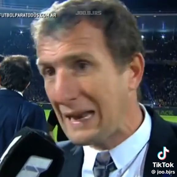 Nunca banque tanto a un dt. SUBIDISIMO A ESTE BARCO.