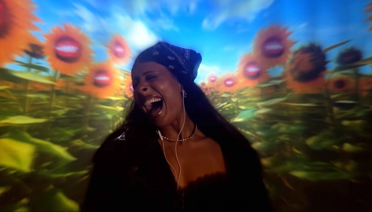 LAYA’s range on Yeehaw???? she’s showing off. the production, the writing, the VOCALS… this is how you make a nasty song 😭