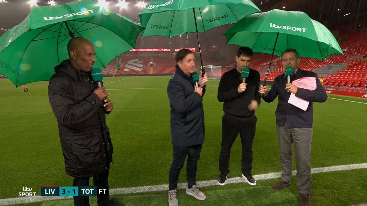 Iraola praising the performances from the youngsters tonight 👏