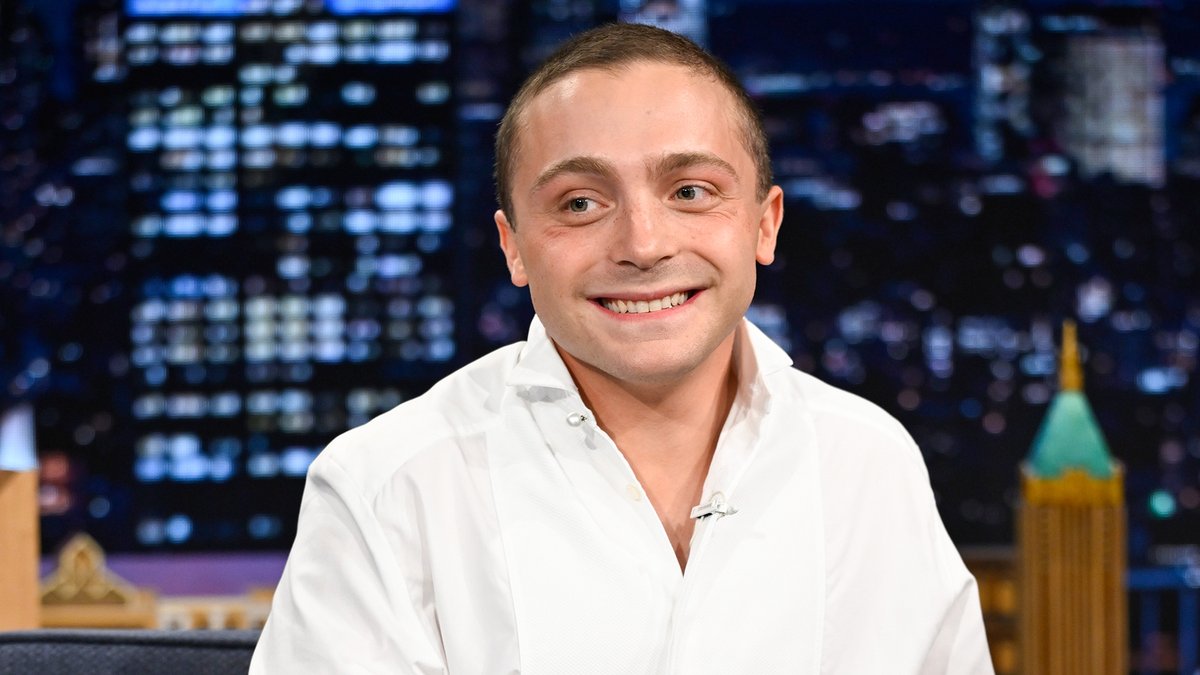 Jimmy surprises Jake Shane with a cardboard cutout of himself 🤣 #FallonTonight