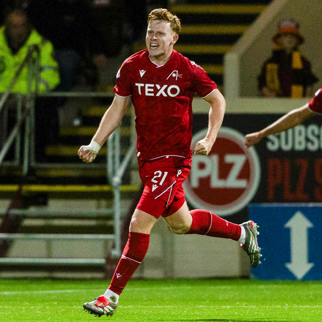 GAVIN MOLLOY 🚀 👏 💥