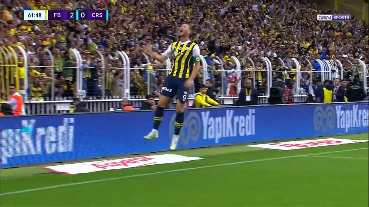 Amk şu kadro ile ne top oynatmıştı takıma, şimdi ise düştüğümüz duruma bak.. Ah ah..