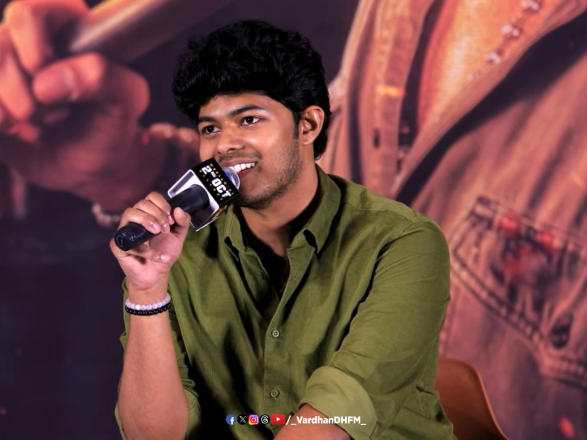 One of #JasonSanjay’s (son of #ThalapathyVijay) favourite Telugu films is cult classic #Khaleja 🔥🔥🔥 #MaheshBabu | #Trivikram