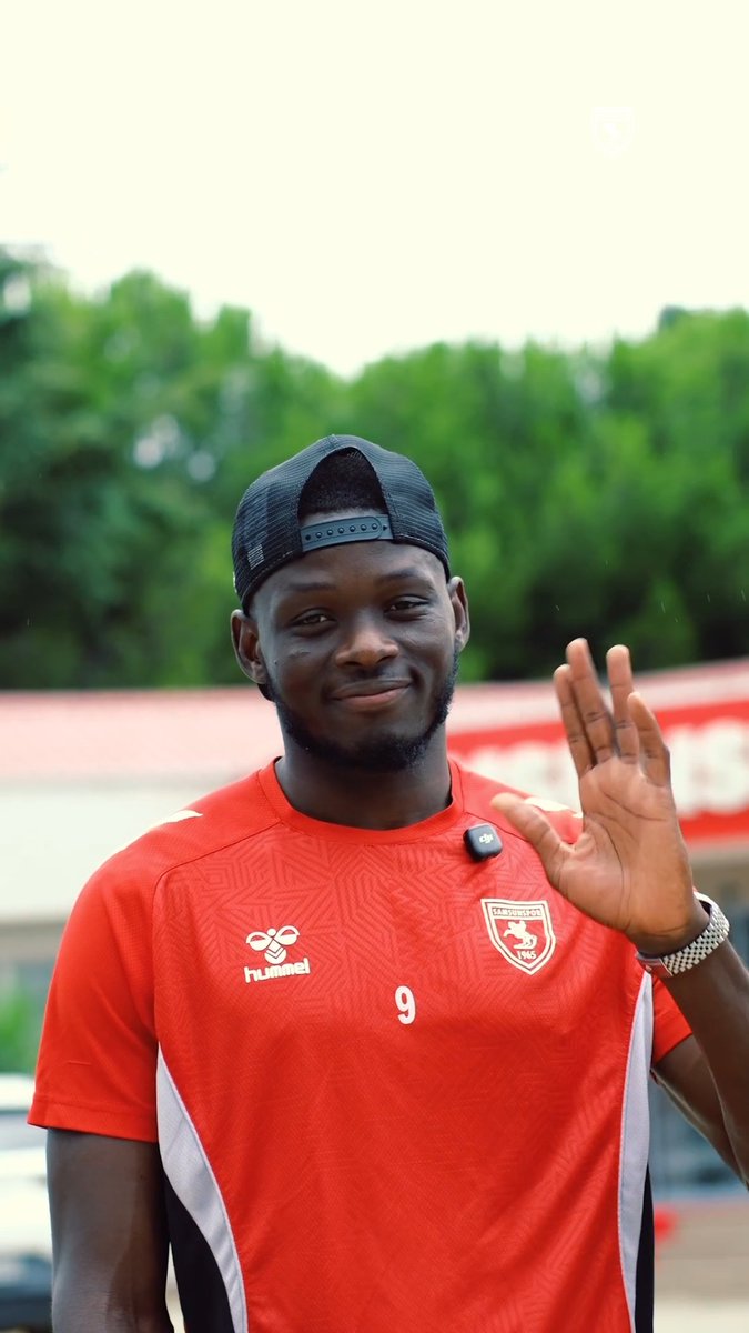 🎙️ "Samsun’a her zaman büyük bir sevgi duyacağım." Marius Mouandilmadji son röportajında kulübümüze ve taraftarlarımıza veda ediyor. ❤️🤍 #Samsunspor #AtatürklüArma #MariusMouandilmadji