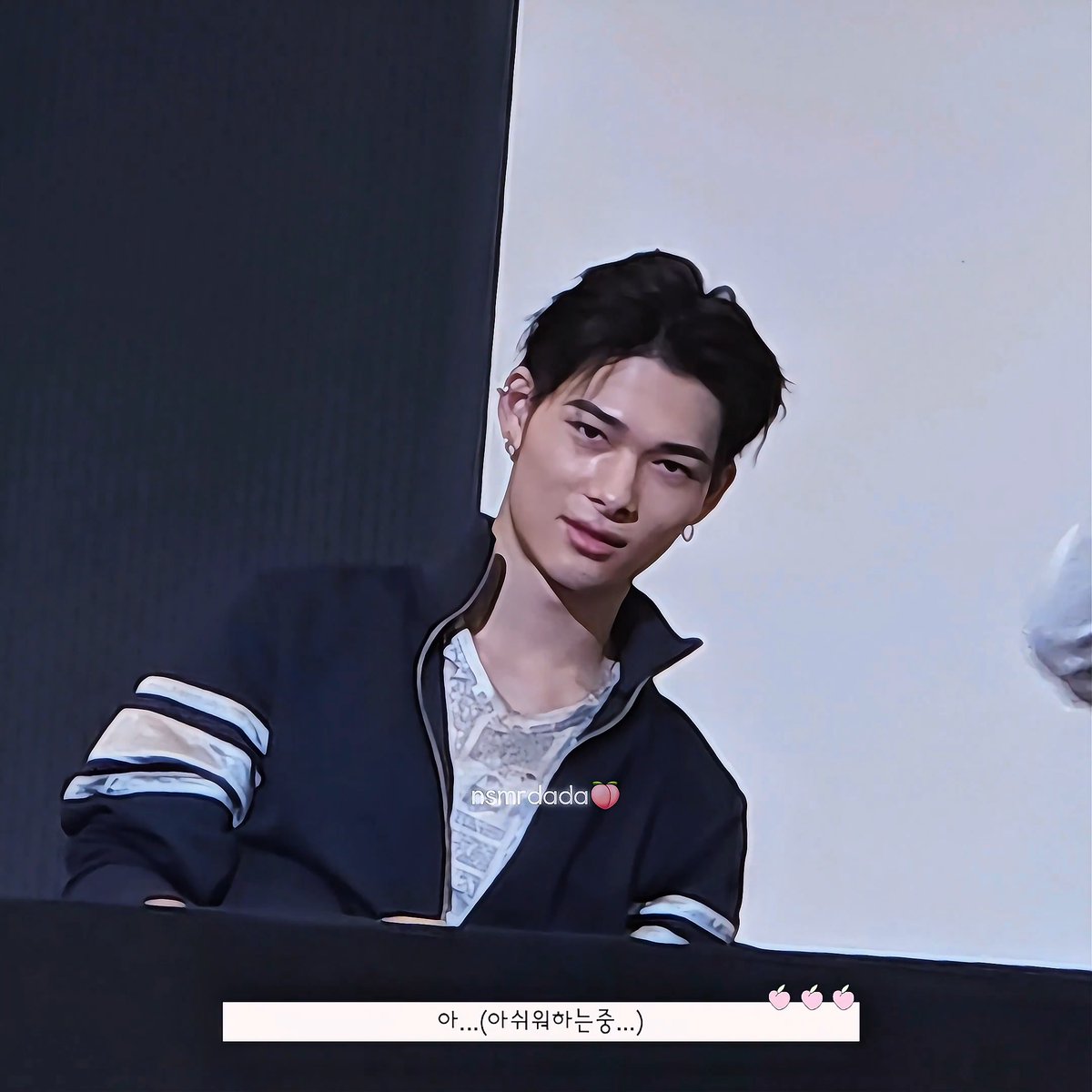 260916 #니키 니키한테 볼찌빵 해달라고 햇더니.. 뮤비한정이라고 볼찌빵 찍을때 비하인드 얘기해줌 #NI_KI #ニキ