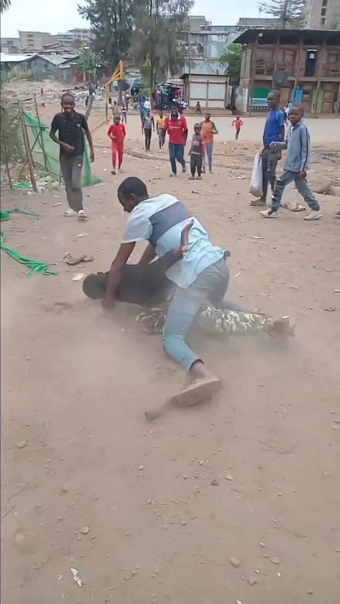 Posting Random Street Fights 16/09/2026 😅😅