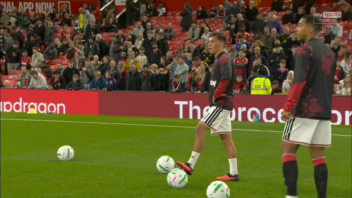 "He'll be ready to go out and show how good he is!" 👊 Shea Lacey gets his first senior start for Man Utd 🔴