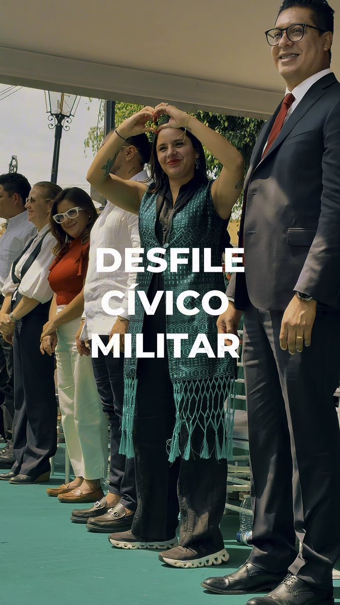 🇲🇽 Así se vivimos nuestro Desfile Cívico-Militar en Xochimilco: tradición, orgullo y alegría que llenaron nuestras calles para celebrar a México.❤️🤍💚 ¡Que viva Xochimilco! ¡Que viva México! #XochimilcoFlorece🌺