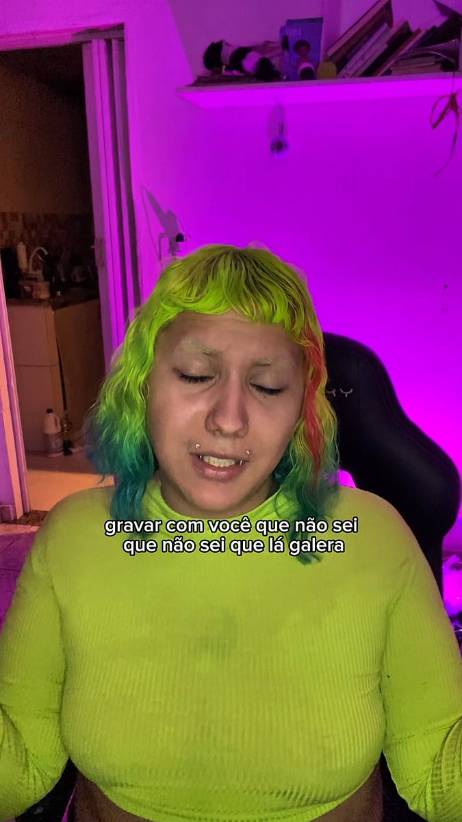 "sou seu fã quero gravar com vc" Ai o perfil do cara é assim: 🥷🕶️🐉🗿💣