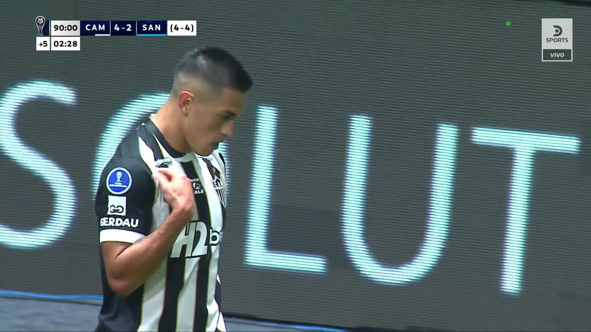 🇨🇴 ASISTENCIA perfecta de Kevin Castaño para el 4-2 de #AtléticoMineiro ante #Santos, alargando el partido a penales al 90’+1. En la tanda clasificó a semifinales de Sudamericana el equipo de los colombianos (Mateo Cassierra)