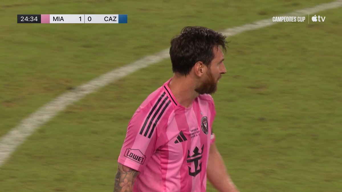 MESSI HEADS IT IN! 😱 Leo's 100th career goal for Inter Miami CF opens the scoring against Cruz Azul in Campeones Cup.