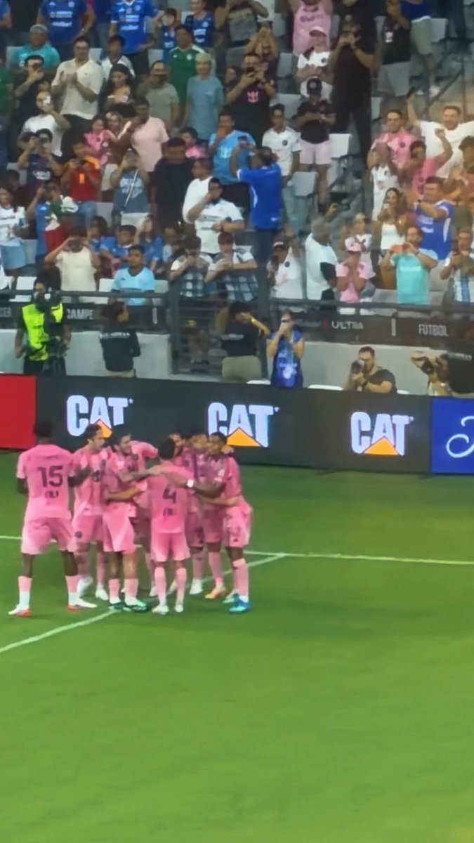 ¡GOL DE LIONEL MESSI! ⚽️ El argentino le vuelve a marcar a Cruz Azul 🔥 La Máquina está cayendo en la Campeones Cup con Inter Miami