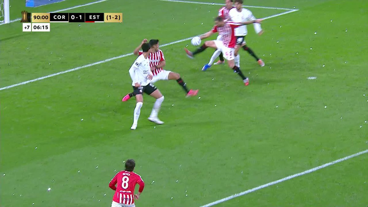 "González Pírez": Por los comentarios sobre el penal para Corinthians en el partido contra Estudiantes
