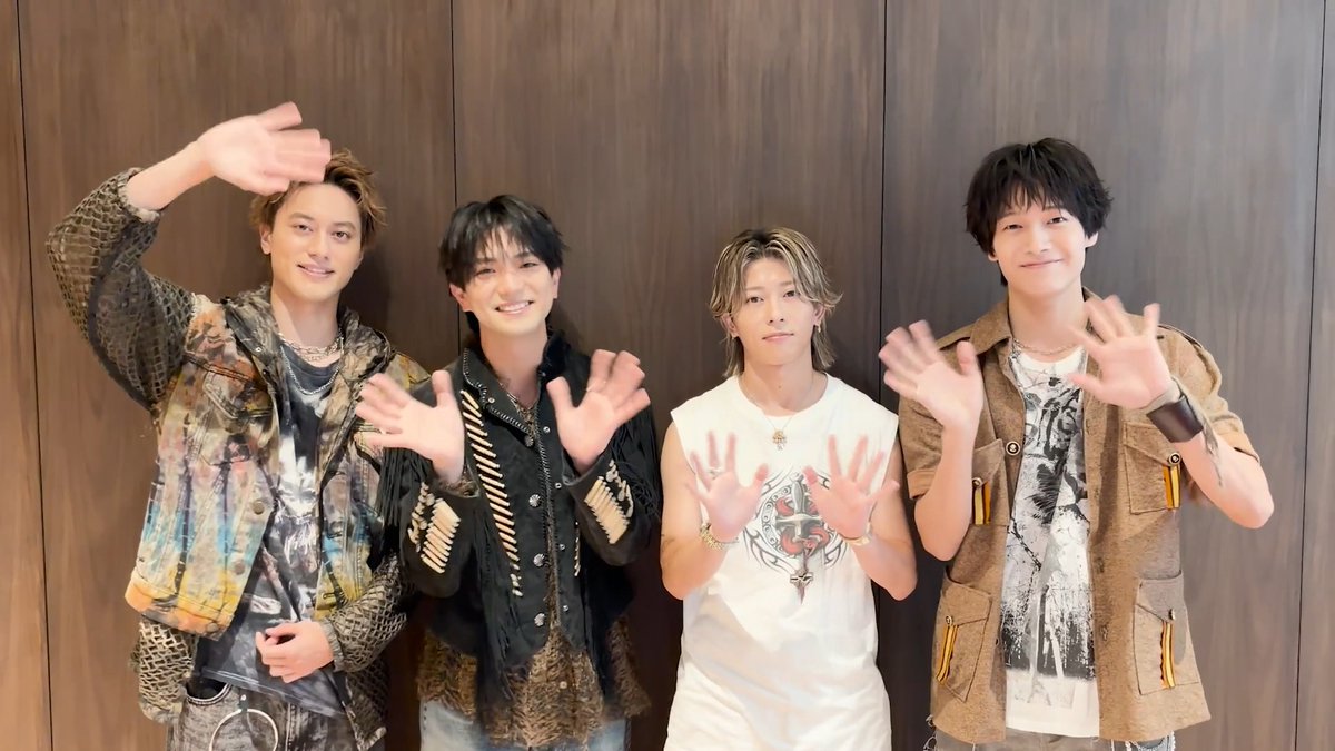 ◤New Release◢ Aぇ! groupのニューシングル "Emotion" が先行配信中🔥 ⠀ 音楽にのせた《感情》と 圧倒的な表現力を心で感じてみて🎧 ▶︎ ⠀ SpotifyJPのInstagramで 限定コンテンツも公開予定👀 ⠀ Aぇ! group / Universal Music #AぇEmotion #Aぇǃgroup
