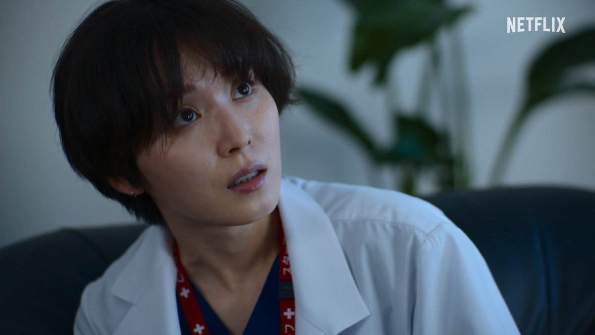 "美しくなりたい"は希望か、呪縛か Netflixが地面師の次に暴くのは 豪華絢爛な美容整形業界の光と闇 出演:松岡茉優 ✕ 仲里依紗 監督: Yuki Saito(「アンメット ある脳外科医の日記」) 渦巻く欲望と心の葛藤をえぐる 至極のヒューマン・サスペンス Netflixシリーズ『ダウンタイム』 独占配信中