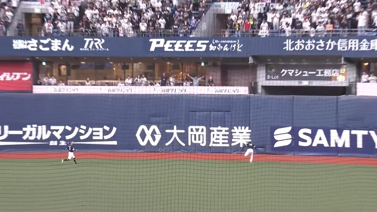 抜けるかという打球に追いついた！👏 球際の強さを見せる！✨ 福岡ソフトバンク 柳町達 選手のファインプレー！🔥🔥