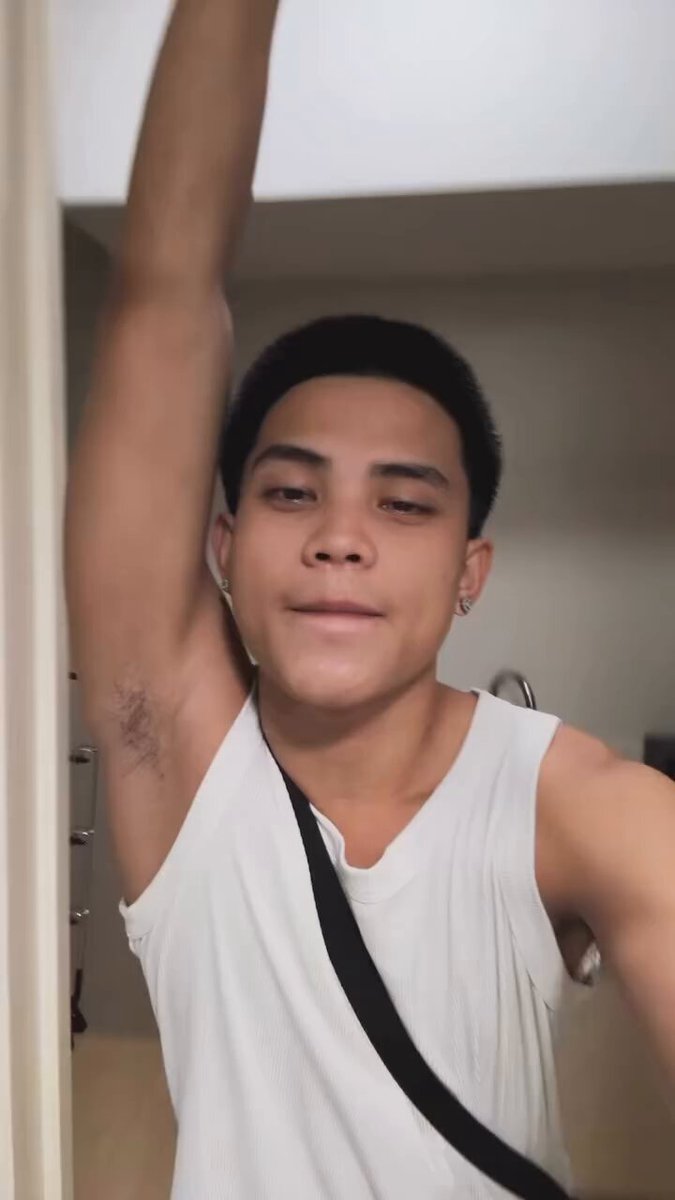 available now from manila 5’9 height all in na dm me on tg Khel1998