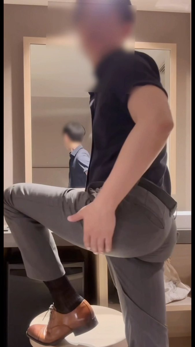 biz trip👞🍑
