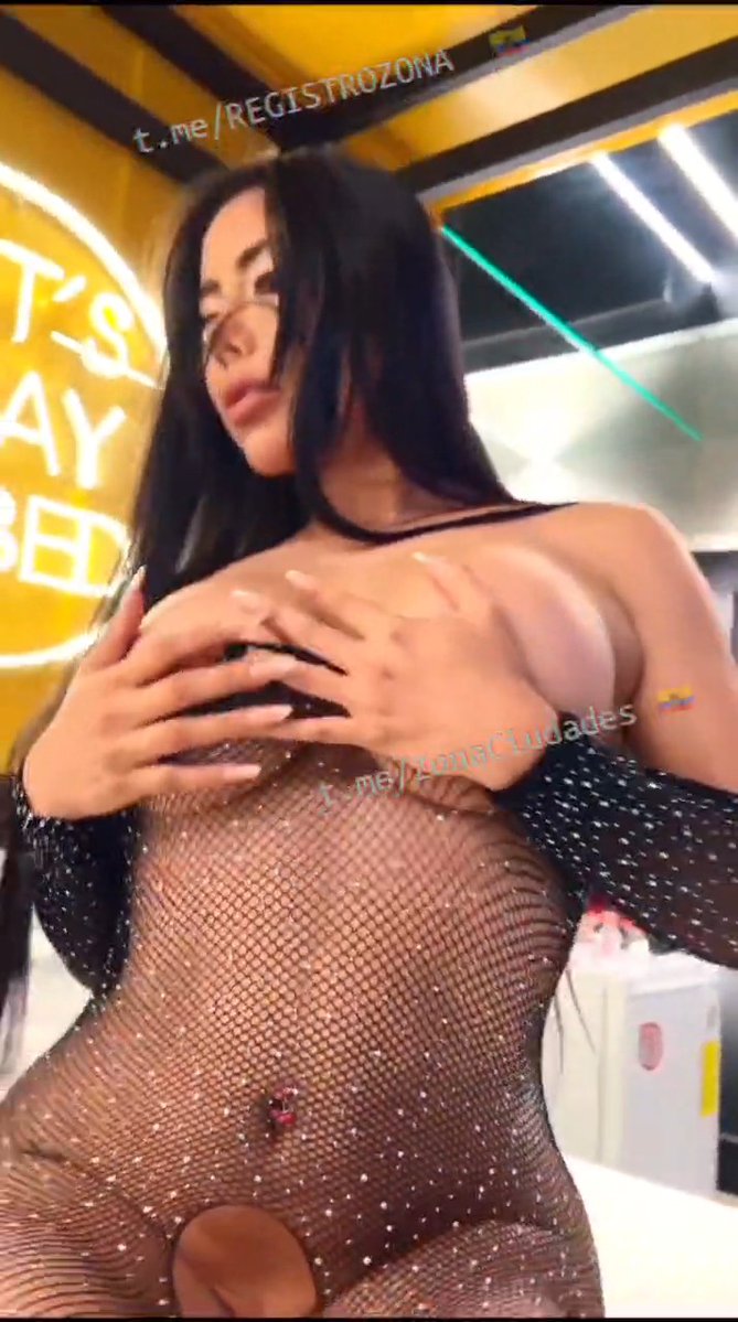 Vamos a recrear la vista en este jueves con una de las mujeres mas Bellas y ricas del 🇪🇨 disfruta de todo el contenido de ella en nuestros grupos privados de telegram 👇 Link 1 Link 2