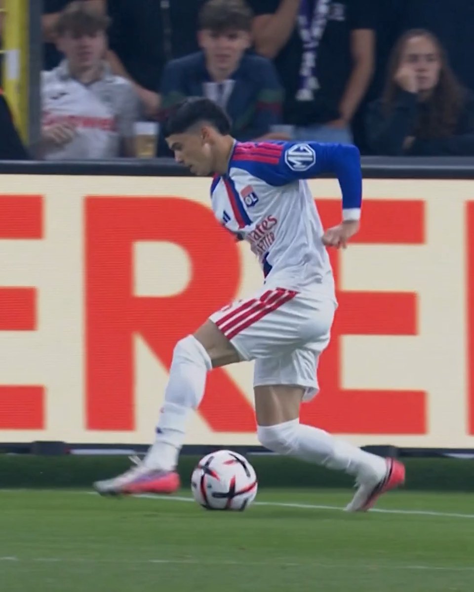 Hitting the same skill move 🎮😅 #UEL | Olympique Lyonnais