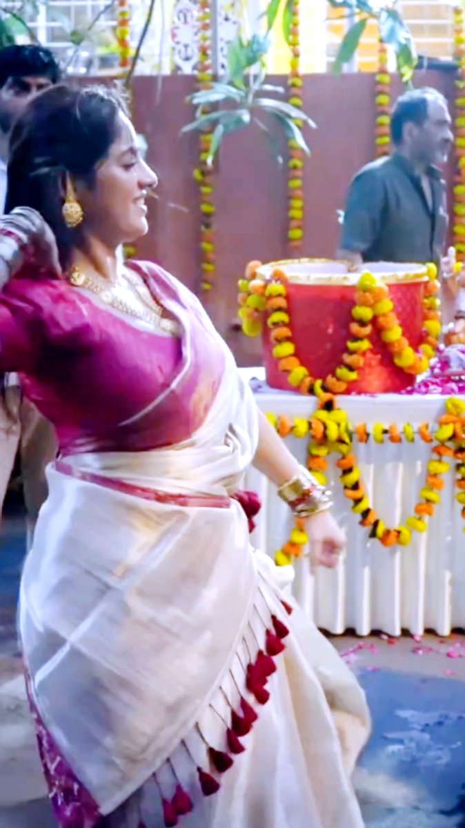 Deepika at பந்தல்