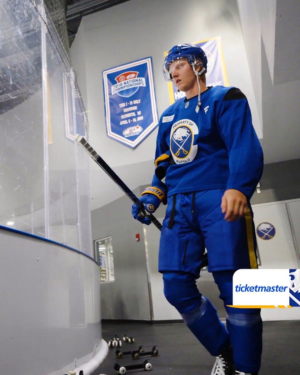 Everyone stop what you’re doing… HOCKEY. IS. BACK. 🙌 #LetsGoBuffalo | @ticketmaster