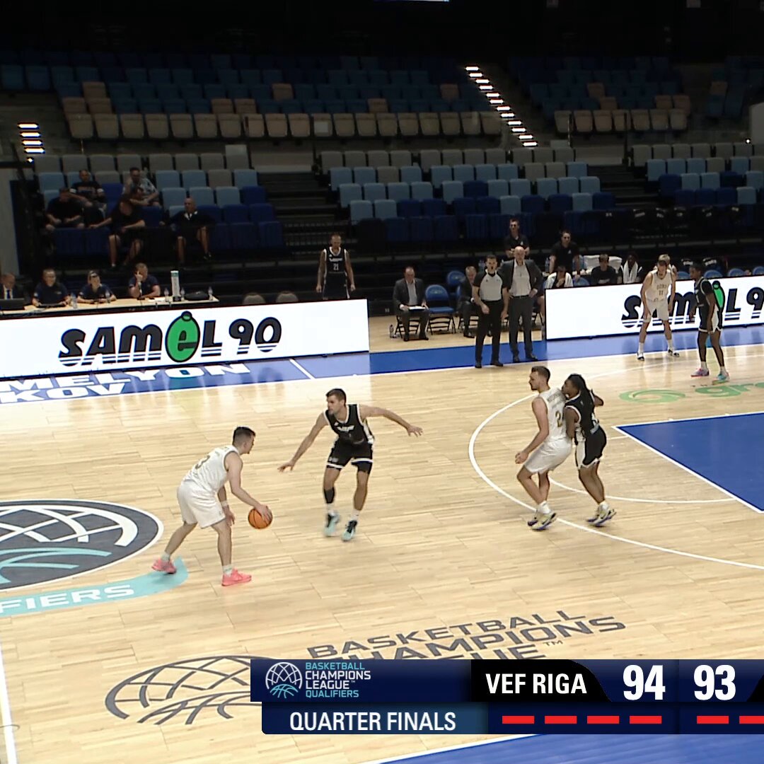 THE. DAGGER. 🗡️ Joseph Girard III leads Dziki's comeback in the 4th quarter, and nails the the clutch shot with a minute left! #BasketballCL