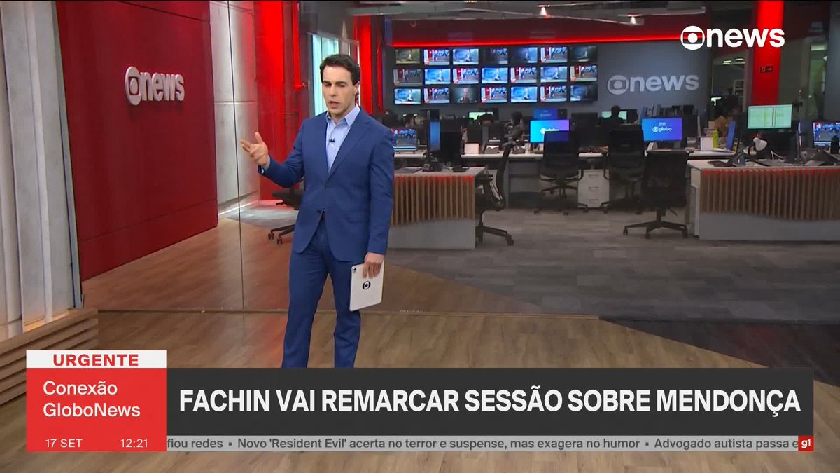 O presidente do STF, Edson Fachin, formalizou em despacho a desmarcação da sessão que analisaria o caso André Mendonça. Ela estava prevista para acontecer no próximo dia 23 de setembro e será remarcada. ➡️ #ConexãoGloboNews - de segunda a sexta, às 11h, na #GloboNews.