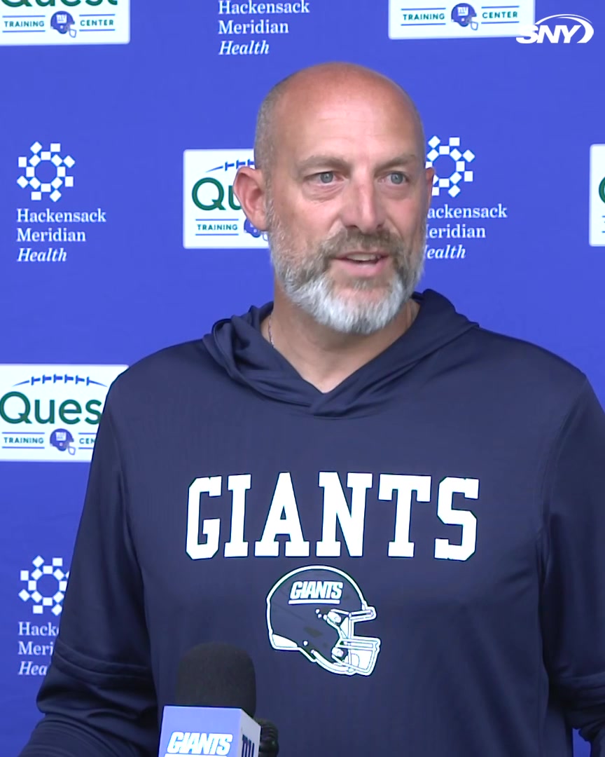 Matt Nagy credits Jaxson Dart for how well he managed communication in the headset in Week 1: "Very calm, very collected"