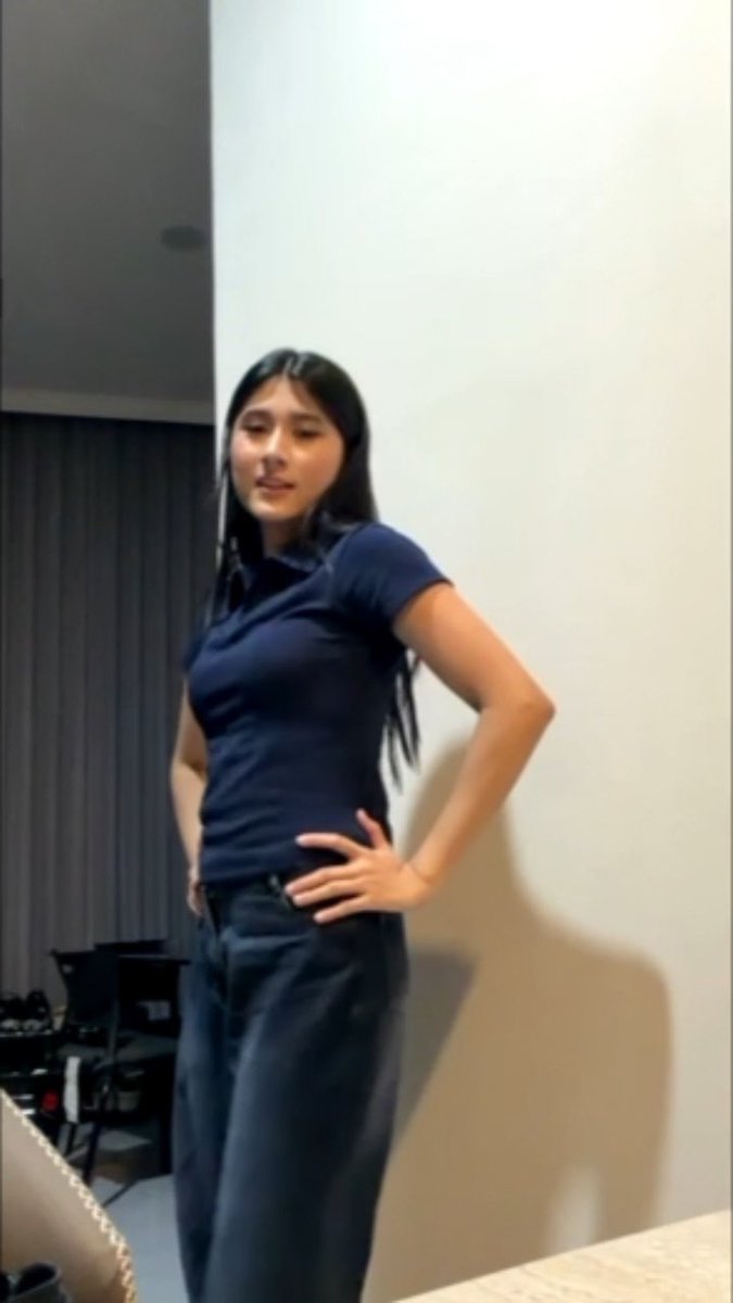 tiba-tiba dance teacher teacher sambil nyanyi raisha