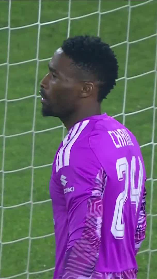 Elite reactions ⚡ Chaine is a two-time PSL Goalkeeper of the season for a reason 🤚⛔ 📺 Stream #BetwayPrem on DStv: