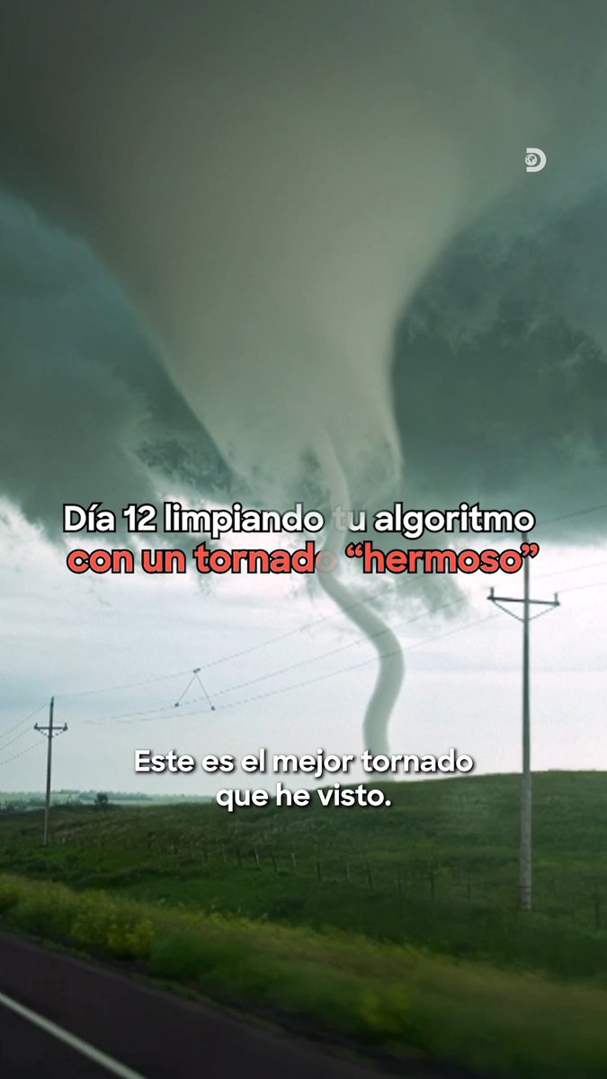 “Tornado hermoso” son dos palabras que pocas personas suelen pronunciar en una misma frase #EnMedioDelDesastreCazatormentas
