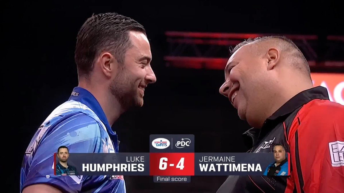 HUMPHRIES ADVANCES! After missing 11 match darts, Luke Humphries finally gets over the line against Jermaine Wattimena with a 6-4 win! 📺 #WSODFinals | R1