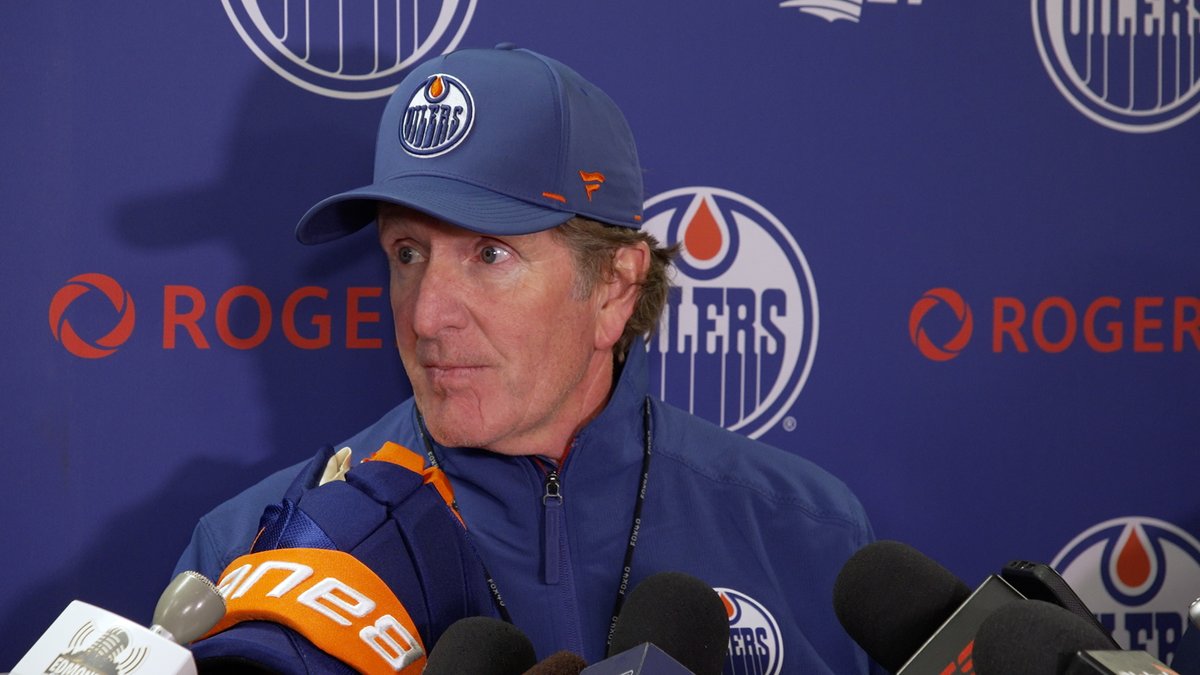 "We've asked them to learn the details &amp; then find your game within our game. If you know the details &amp; everyone is detailed, everybody on the team can be important." Coach Babcock spoke with the media following Day One of #Oilers Training Camp. #Enterprise | #LetsGoOilers