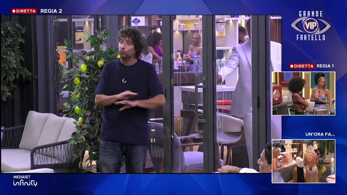 Son arrivati i due "comodini" e si è vivacizzato il mortorio in giardino. #GFvip