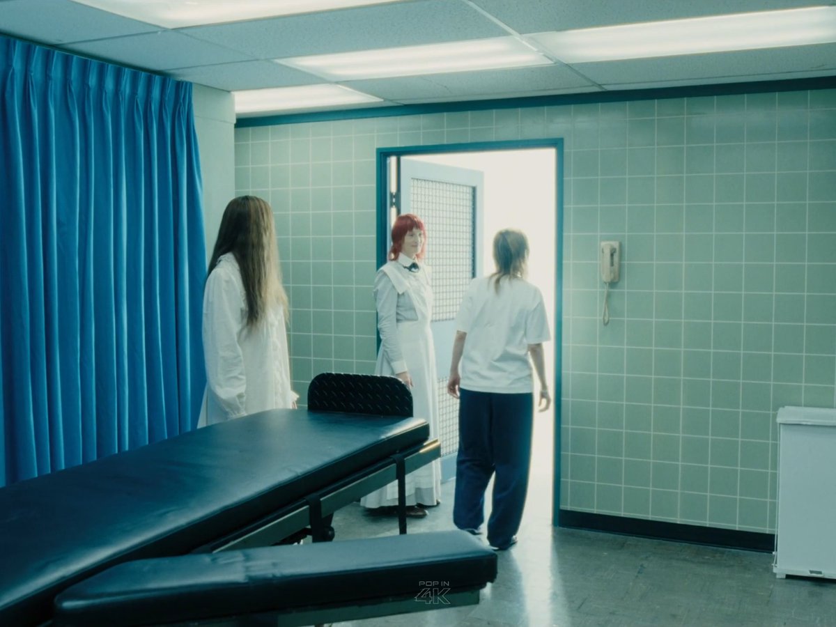 we need to preserve ryan murphy’s brain and study it for centuries bc what do you mean he chose lizzie borden’s ghost escorting aileen wuornos to heaven as the series finale... you can take all the drugs in the world and you will NEVER come up with this shit lmaoo