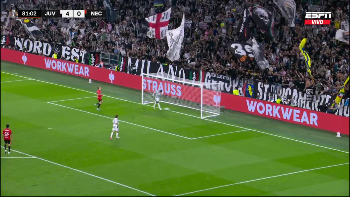 🇨🇴 La ASISTENCIA de Jhon Lucumí. El colombiano la puso para el 5-0 de #Juventus ante #NEC por la Europa League