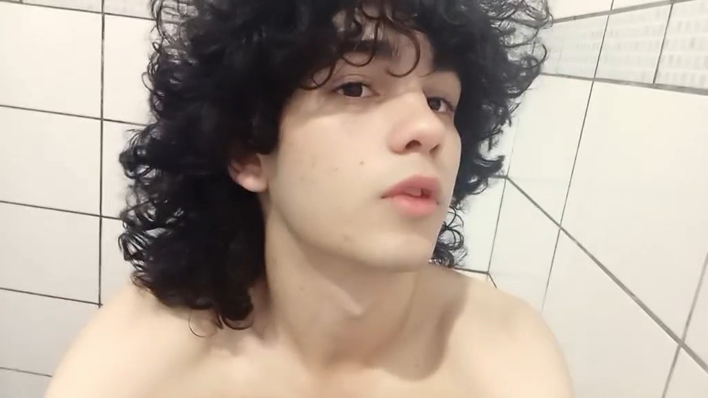 eu so queria um carinho e cafune