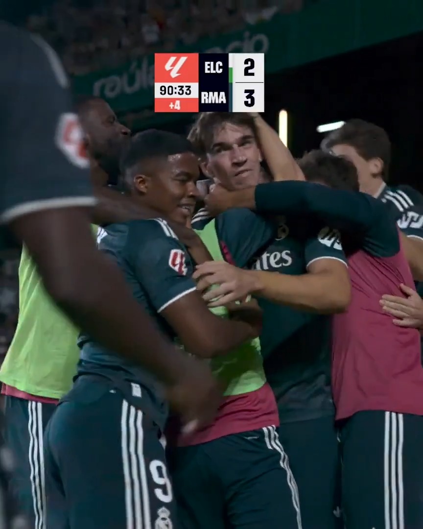 El 𝐠𝐨𝐥 de Espí en los últimos minutos del partido. La 𝐫𝐞𝐚𝐜𝐜𝐢𝐨́𝐧 de todo el equipo. 🤍 Real Madrid C.F. | LALIGAHighlights