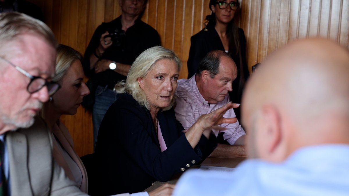 Il y a des gens qui ne sont pas sinistrés et qui subissent les conséquences des incendies, compte tenu de l'ampleur du phénomène auquel ils sont confrontés. Nous devons revoir notre système assurantiel pour l’adapter à ces événements, qui vont se multiplier avec le réchauffement climatique.