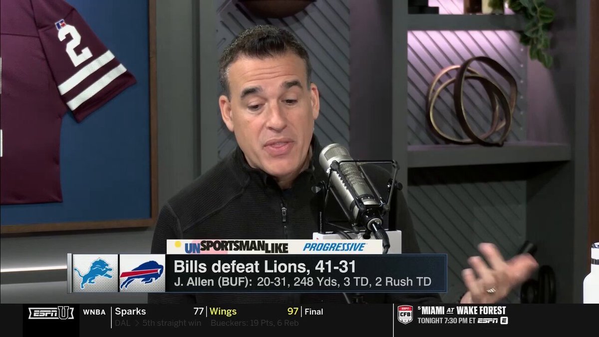 This Deone Walker guy for the Bills reminds us of someone. 🧐 Evan Cohen | Chris Canty