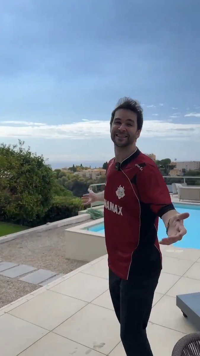 Welcome to our content villa in Nice 😎