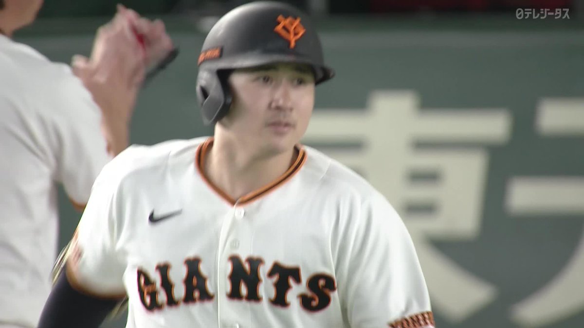 諦めは悪くて良い 泉口友汰がプロ初のサヨナラホームラン🚀 首位阪神を1ゲーム差でピタリ追走 ⚾️巨人×中日 #ジャイアンツ #だったらDAZN